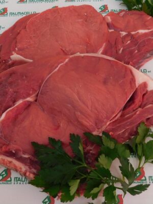 Costata con osso di bovino adulto
